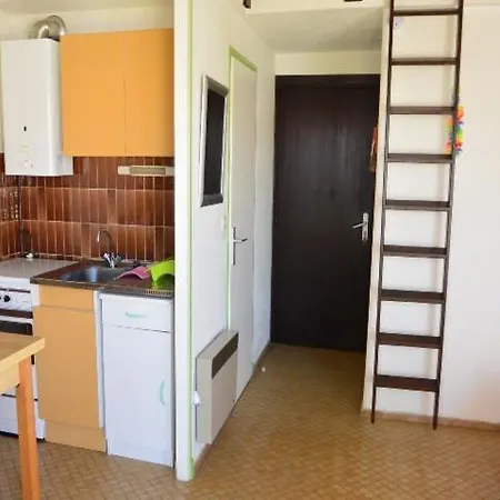 Studio In With Swimming Pool 156 آجد